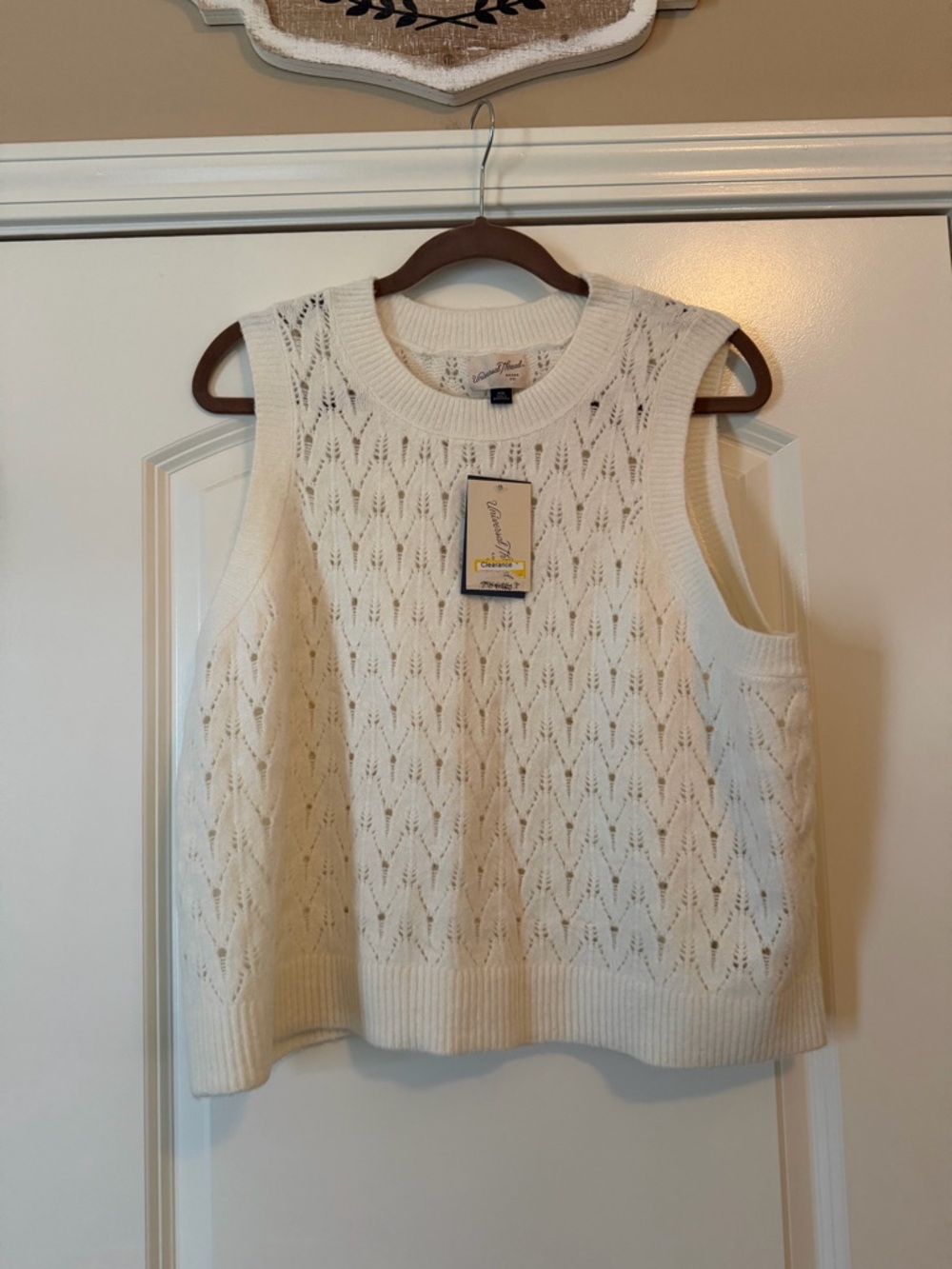 Universal Thread Cream Eyelet Knit Vest Tank